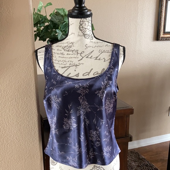 Victoria’s Secret Silky Crop Top - Picture 7 of 7